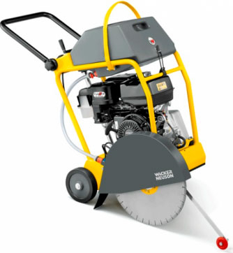 Резчик швов Wacker Neuson MFS-1350CE в прокат в Баку. У нас лучшая цена за сутки! Возможность взять в аренду с выгодной скидкой до 40% при экспресс доставке 24/7. И помните, ночью стоимость еще дешевле на 30%! #арендапрокат #виброплита #выгодно