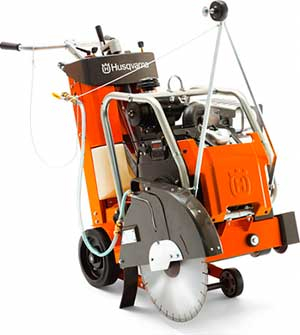 Резчик швов HUSQVARNA FS-524 в прокат в Баку. У нас лучшая цена за сутки! Возможность взять в аренду с выгодной скидкой до 40% при экспресс доставке 24/7. И помните, ночью стоимость еще дешевле на 30%! #арендапрокат #виброплита #выгодно